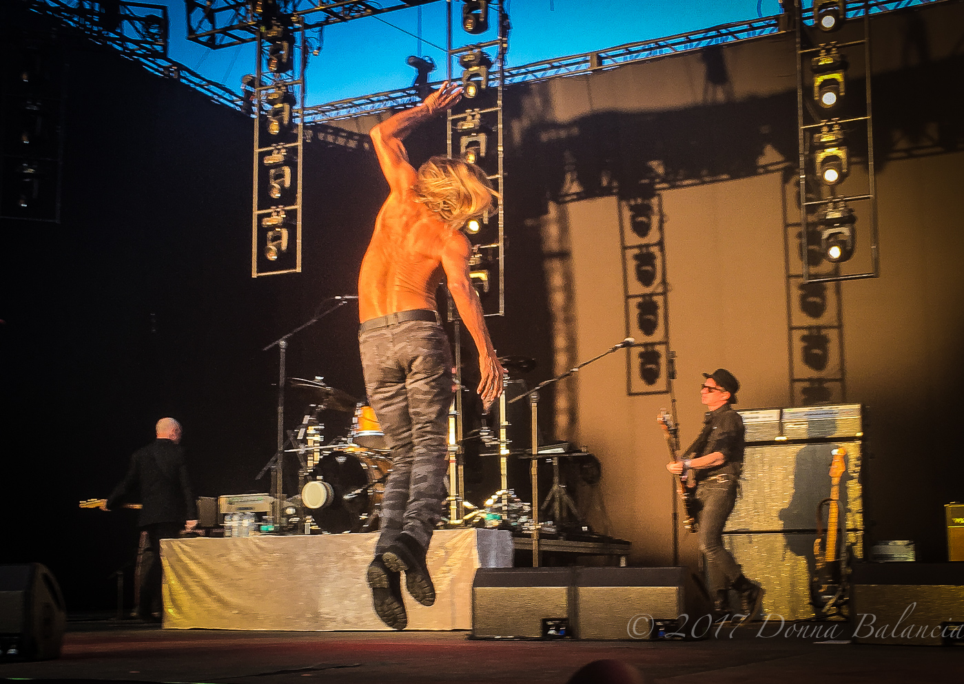 Iggy Pop still has the moves, but he's not moving from Miami he says - Photo © 2017 Donna Balancia
