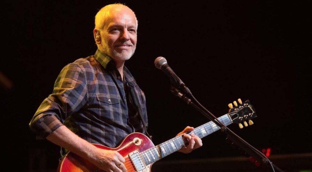 Peter Frampton honored with Les Paul Award - Courtesy